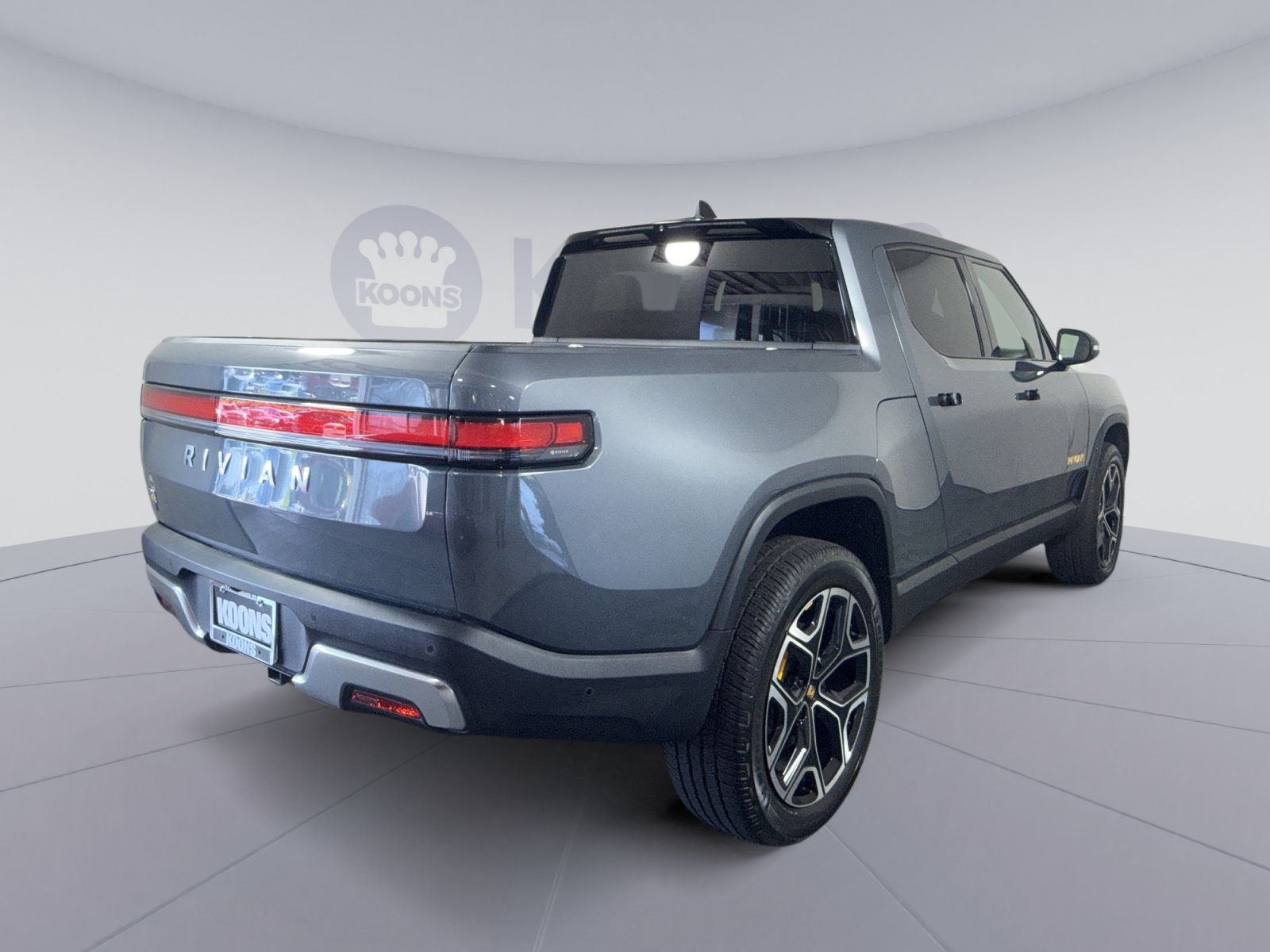 Used 2022 Rivian R1T Adventure AWD/4WD image 7