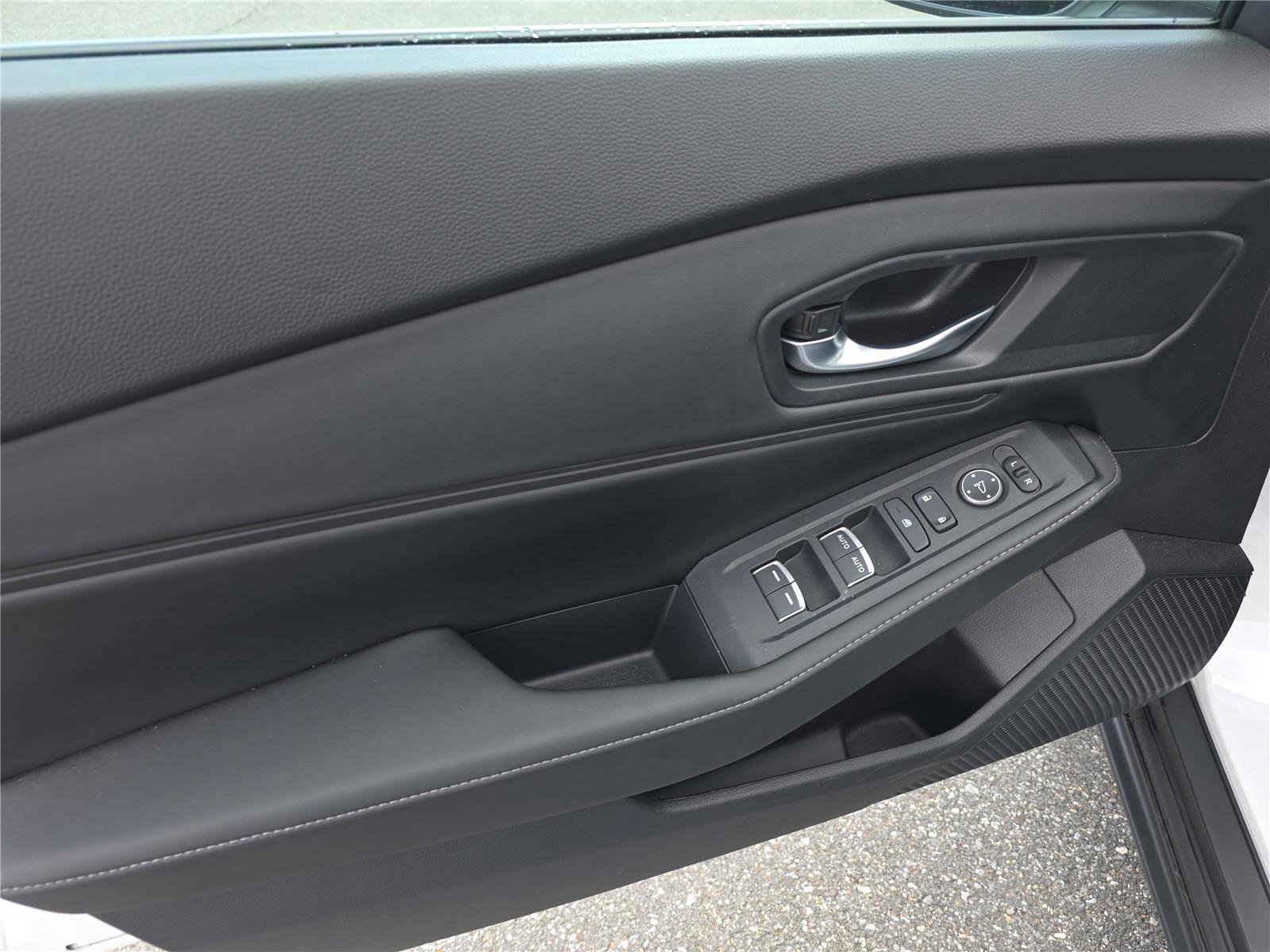 Used 2024 Honda Accord Sport image 15