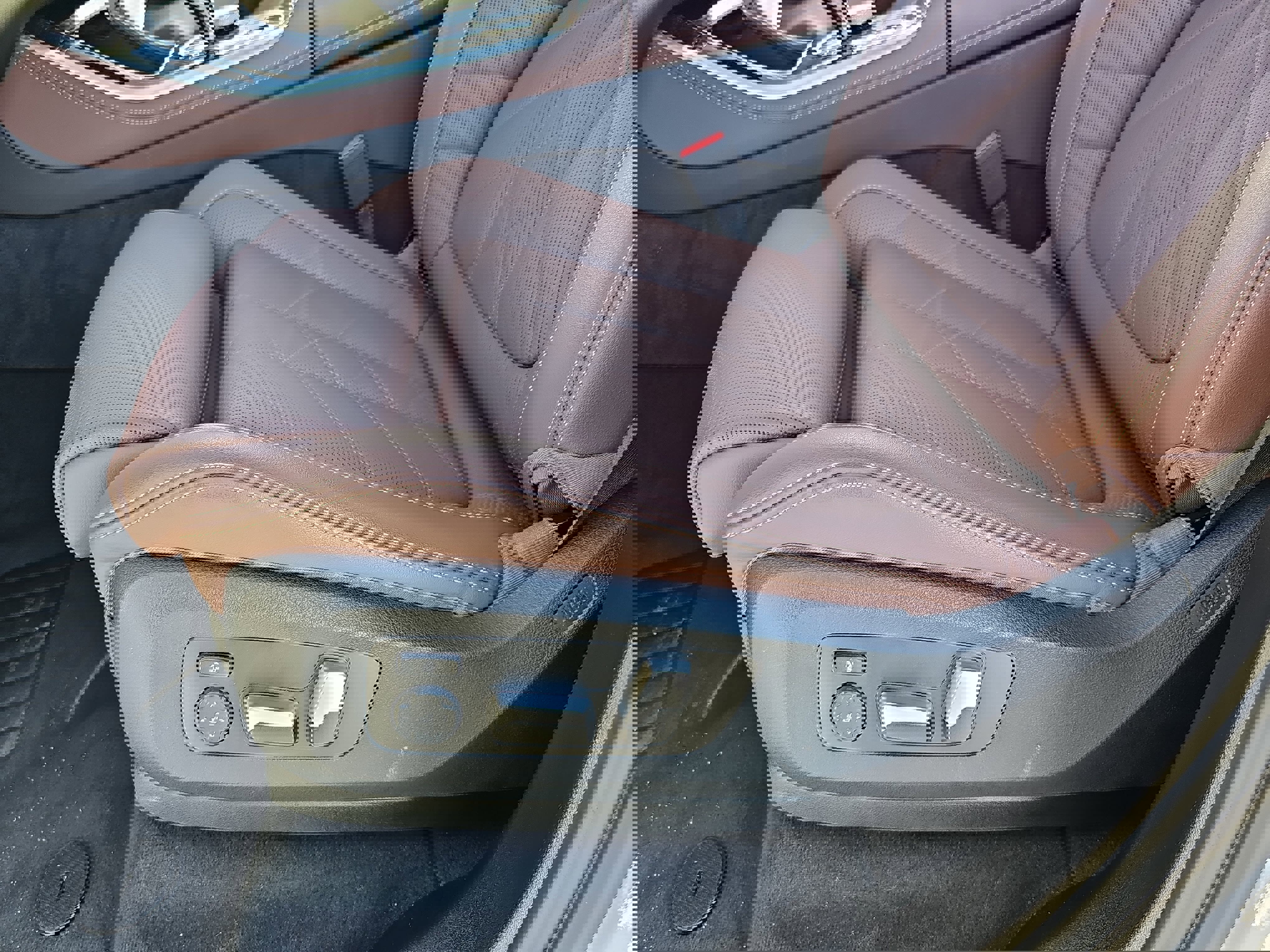 Certified 2023 BMW X5 sDrive40i w/ Premium Package image 29