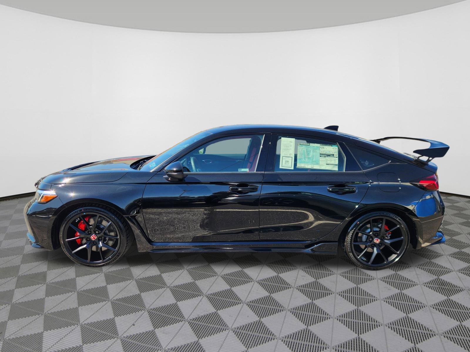 Used 2025 Honda Civic Type R image 5