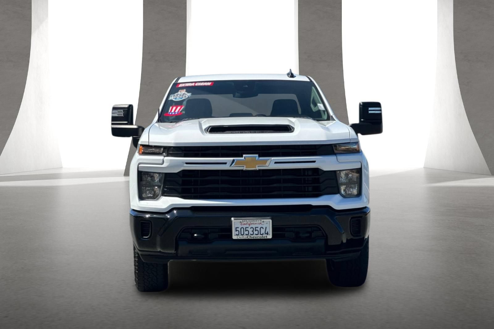 Used 2025 Chevrolet Silverado 2500 Custom w/ Z71 Off-Road Package AWD/4WD image 9