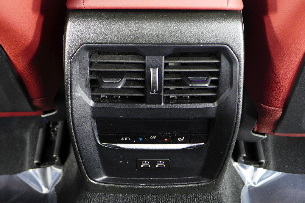 Used 2024 BMW M340i w/ Premium Package RWD image 24