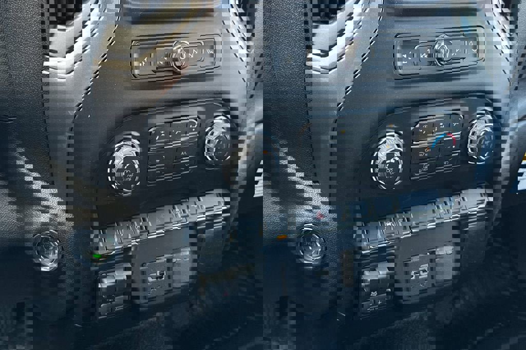 New 2026 Chevrolet Silverado 1500 W/T w/ WT Value Package image 19