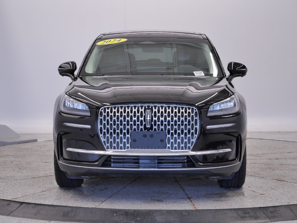Used 2024 Lincoln Corsair AWD w/ Equipment Group 101A image 11