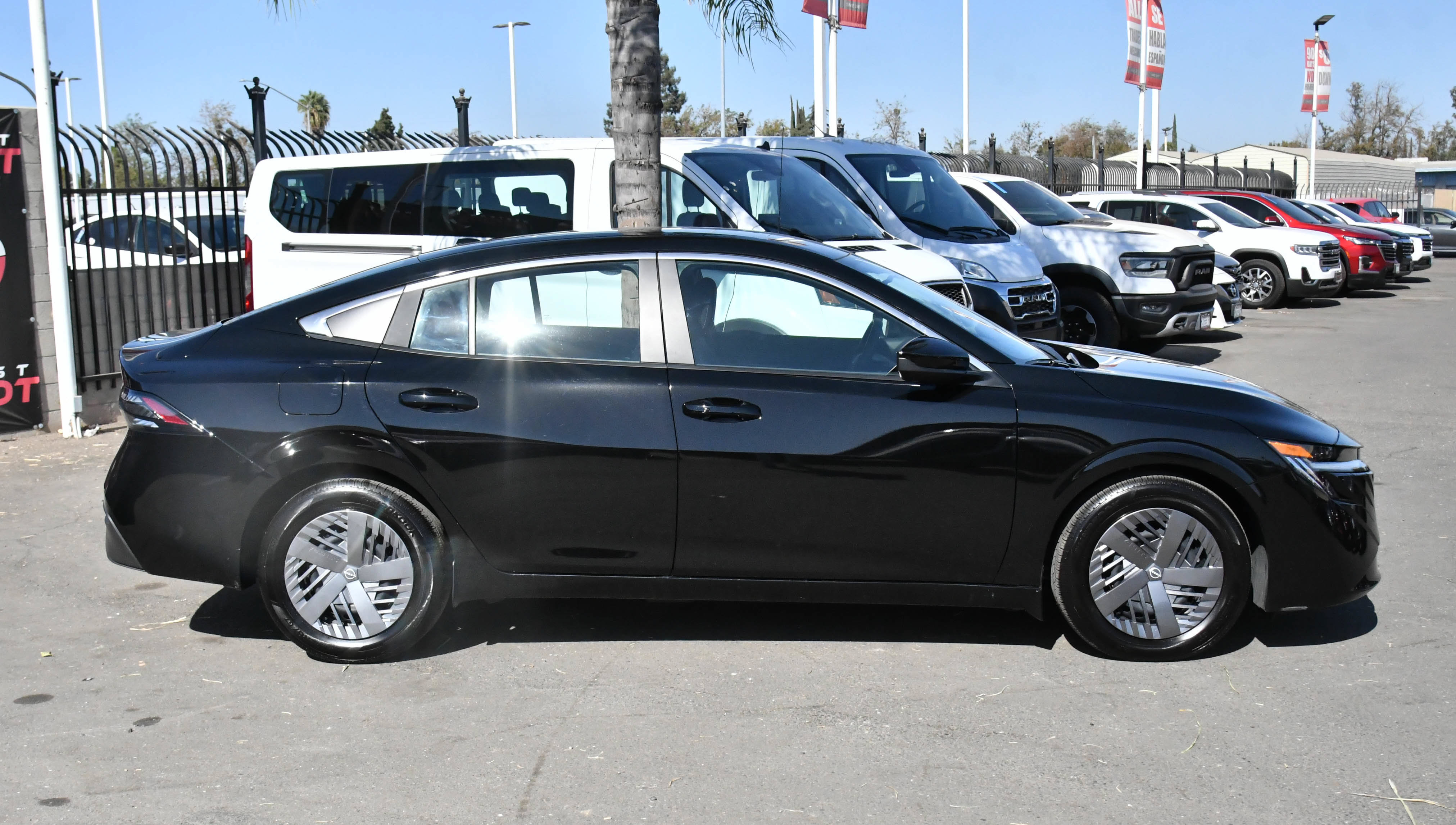 Used 2026 Nissan Sentra SV w/ Floor Mat Package FWD image 9