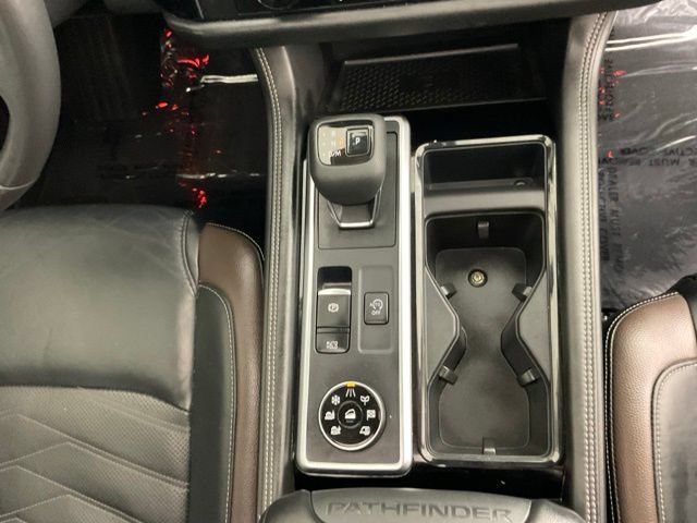 Used 2023 Nissan Pathfinder Platinum AWD/4WD image 20