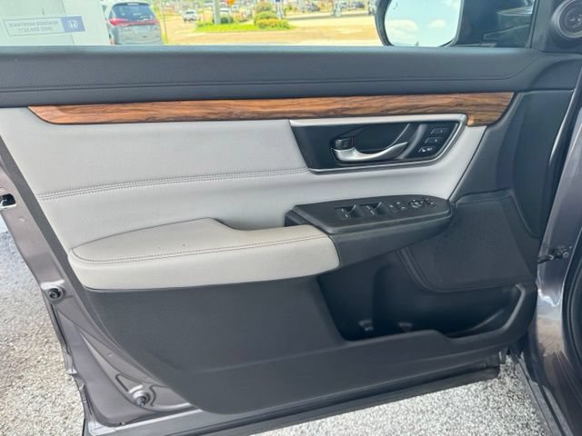 Used 2017 Honda CR-V Touring image 18