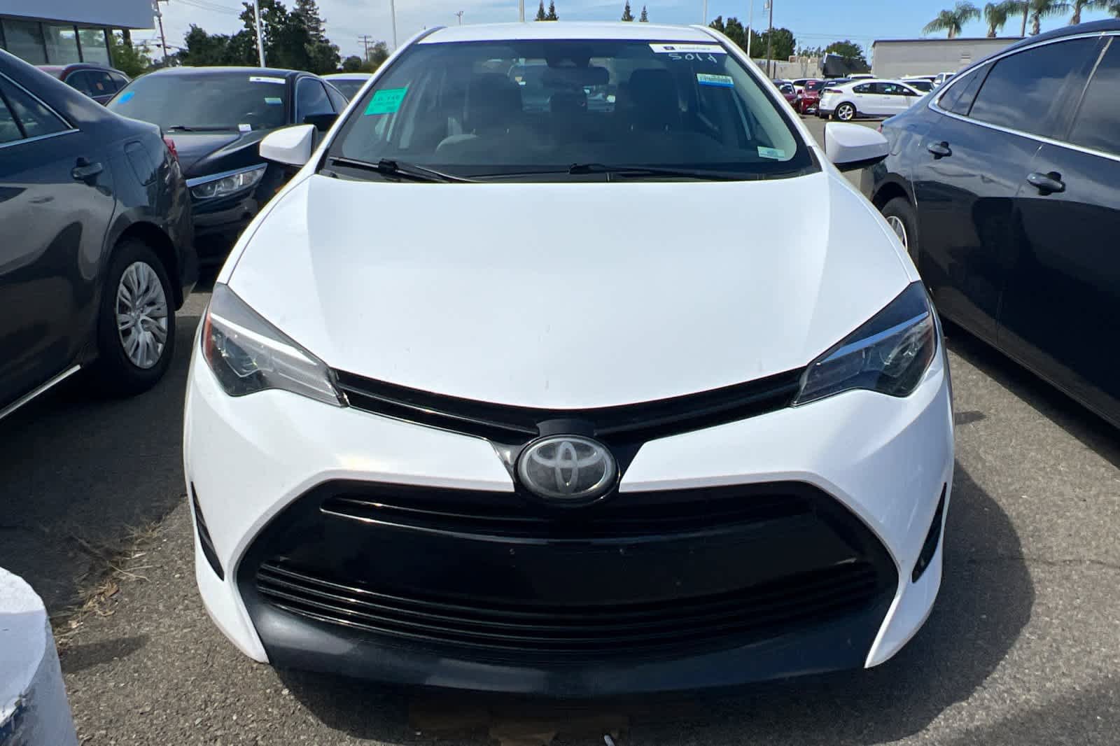 Used 2018 Toyota Corolla LE w/ Carpet Mat Package (TMS) FWD video 2