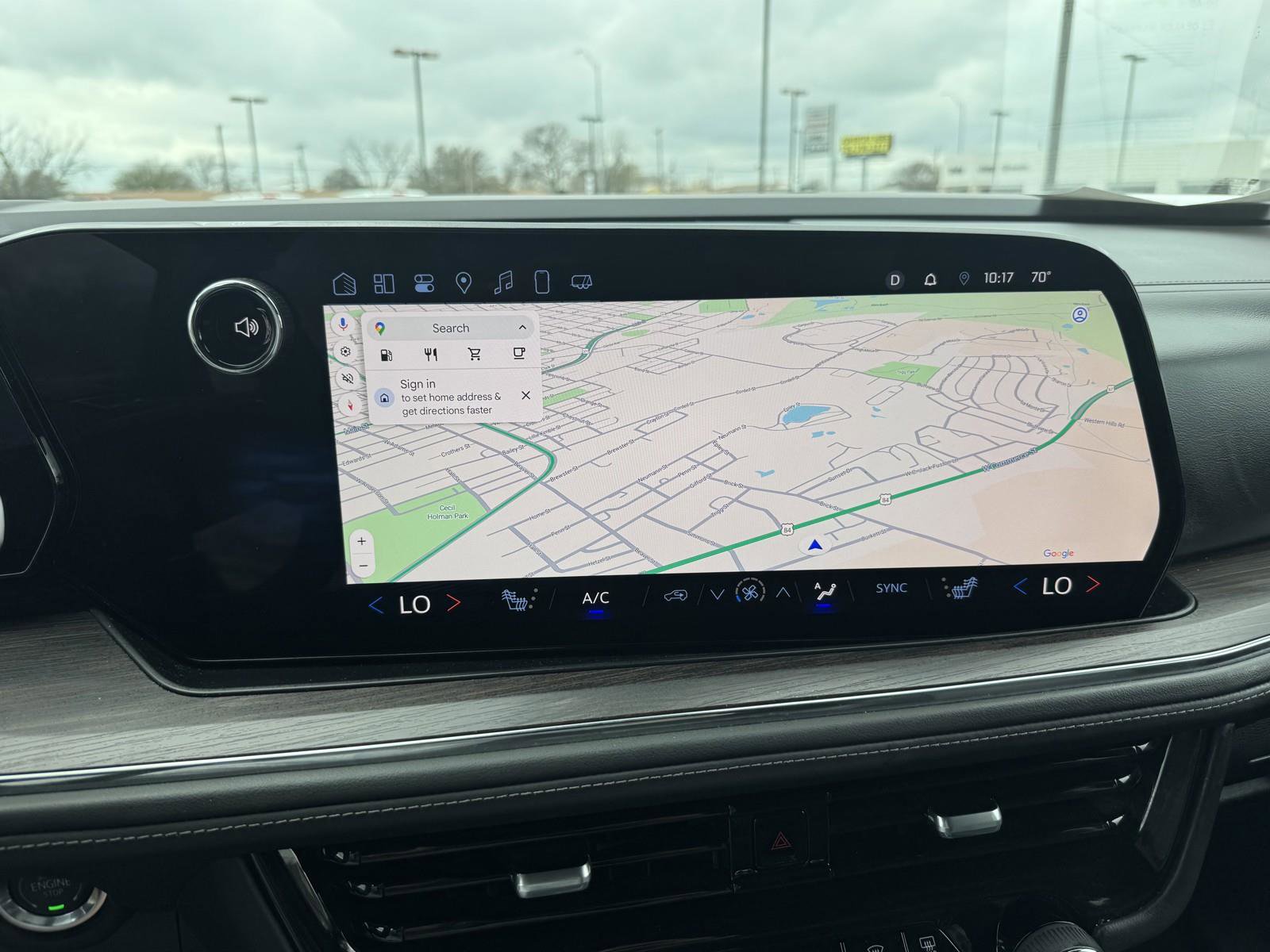 Used 2025 Chevrolet Tahoe LT image 13