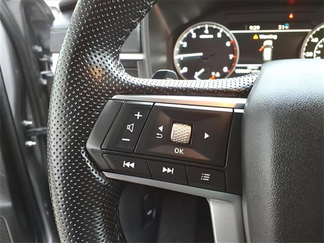 Used 2024 Mitsubishi Outlander SE image 16