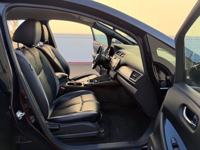 Used 2019 Nissan Leaf SL w/ SL Technology Package image 12