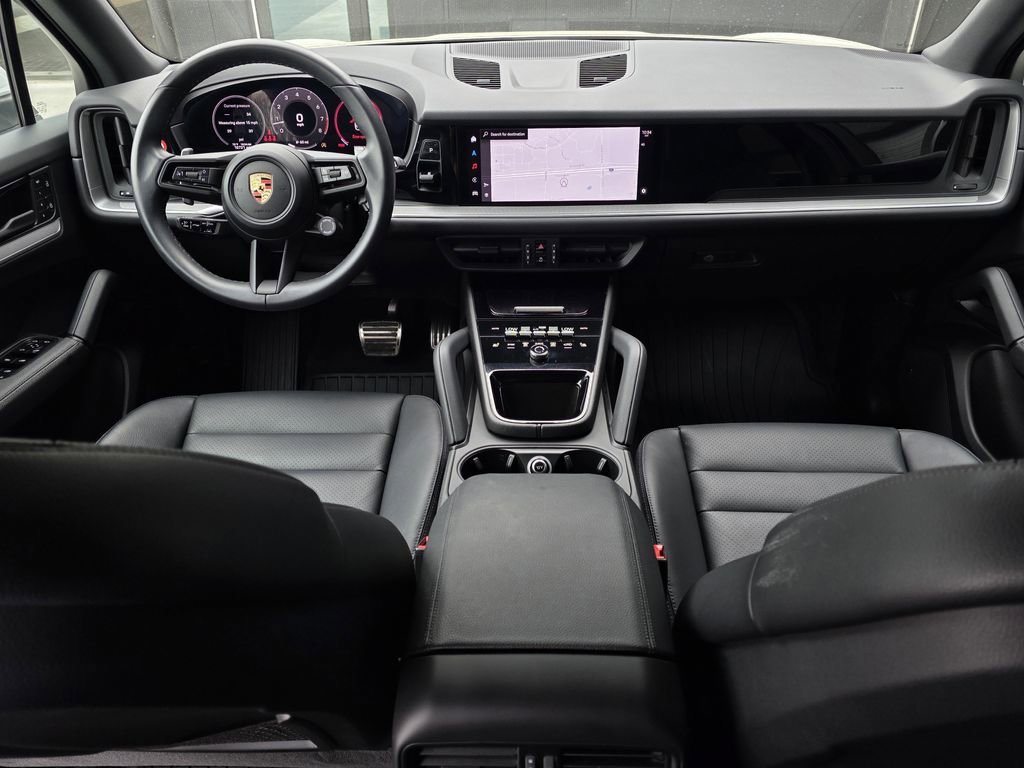 Certified 2024 Porsche Cayenne S image 17