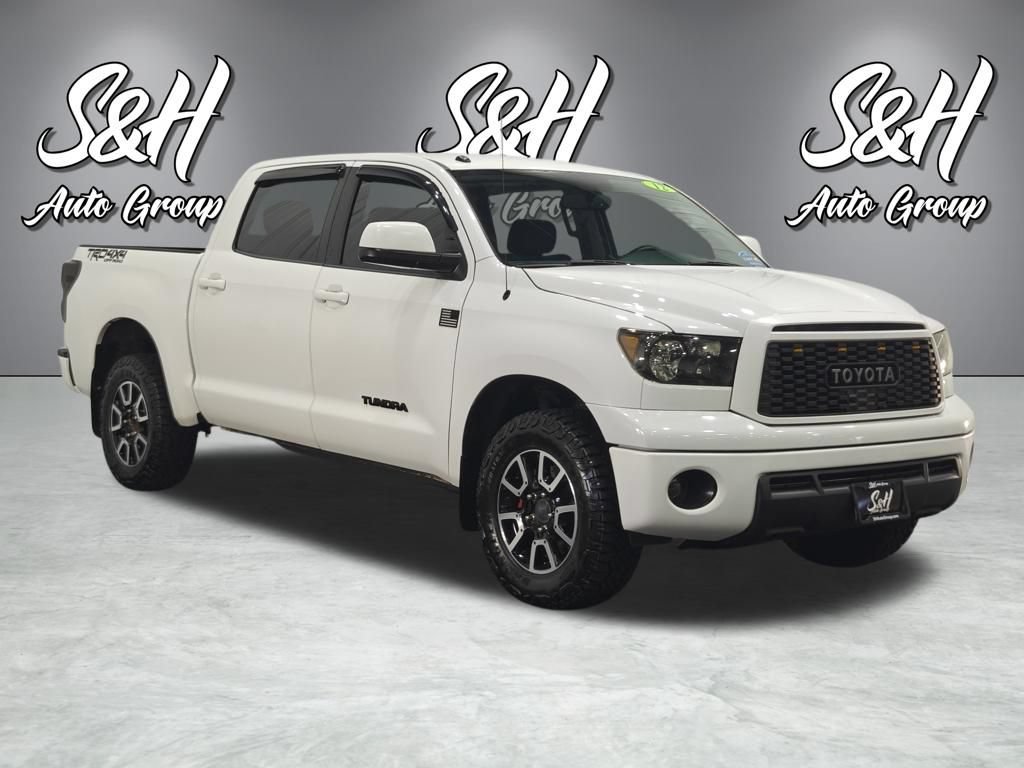 Used 2012 Toyota Tundra 4x4 CrewMax w/ Tow Pkg image 2