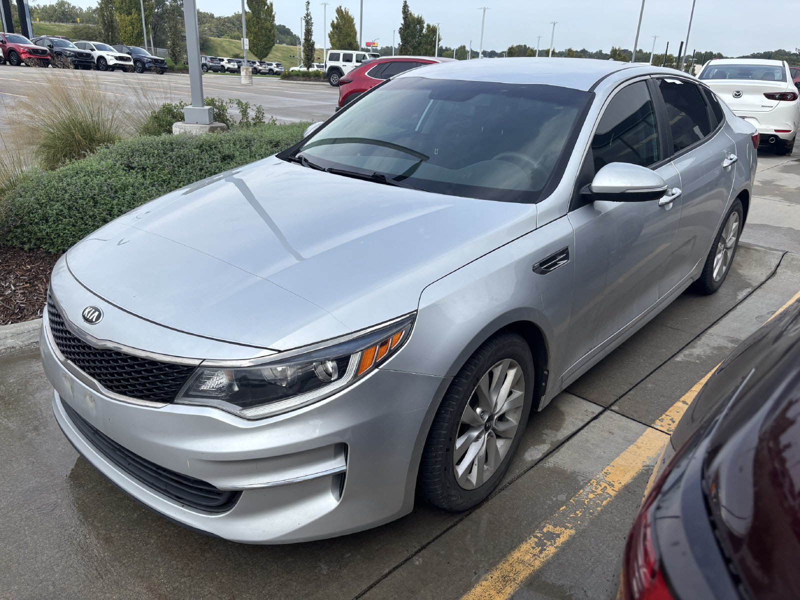 Used 2018 Kia Optima LX w/ 17" Alloy Wheels Package