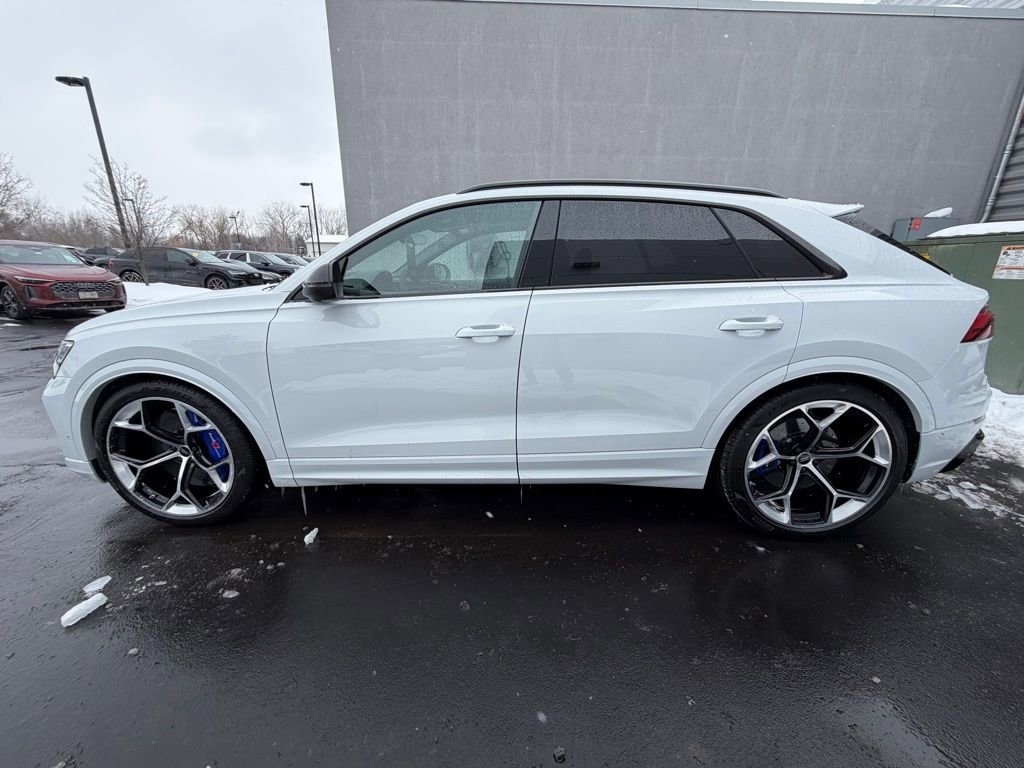New 2026 Audi RS Q8 performance image 2