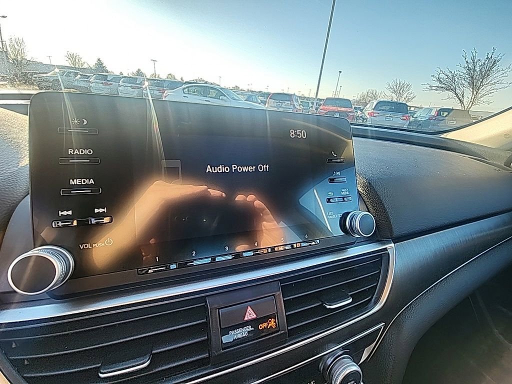 Used 2018 Honda Accord LX image 15