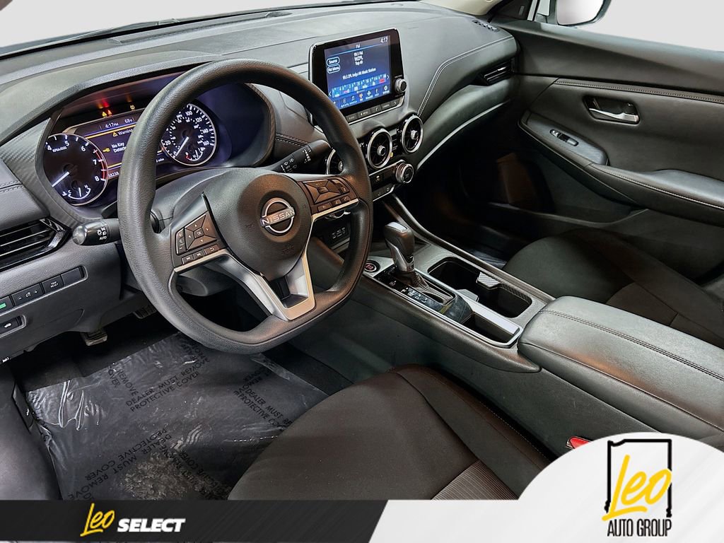 Used 2024 Nissan Sentra SV image 9