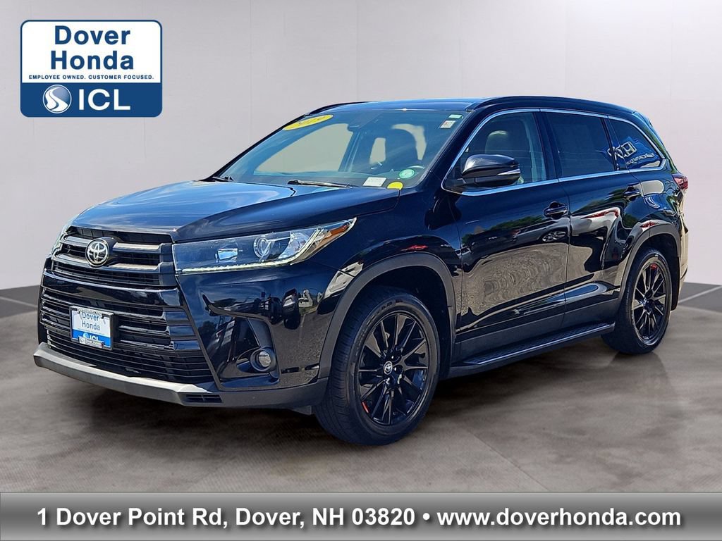 Used 2019 Toyota Highlander SE