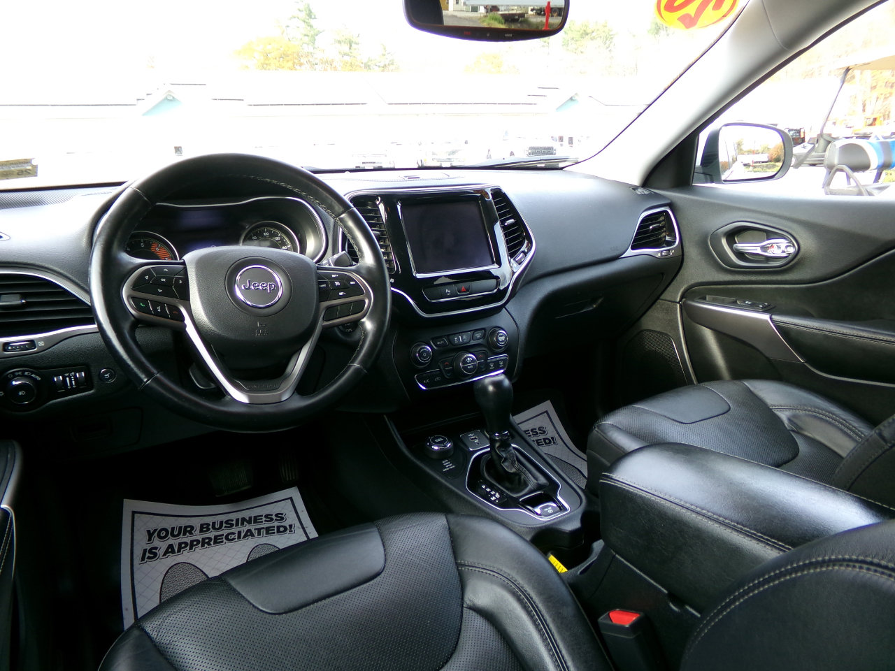 Used 2020 Jeep Cherokee Limited image 21