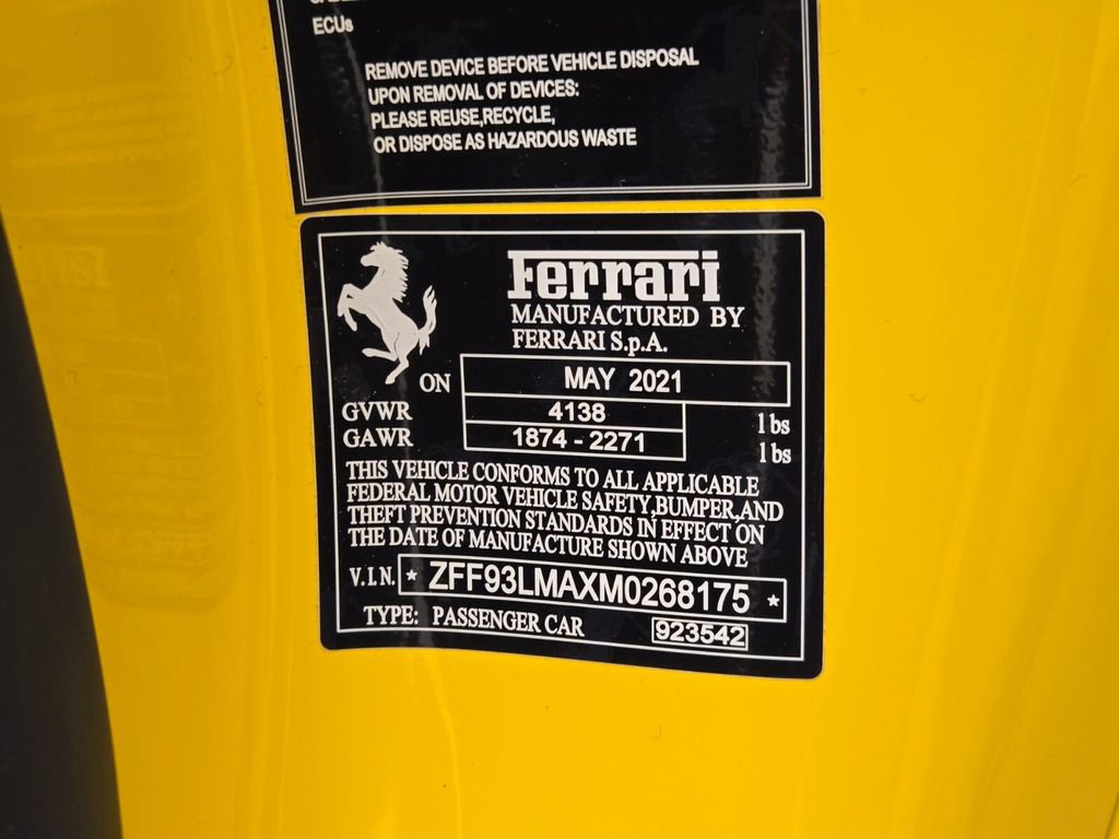 Used 2021 Ferrari F8 Tributo image 24
