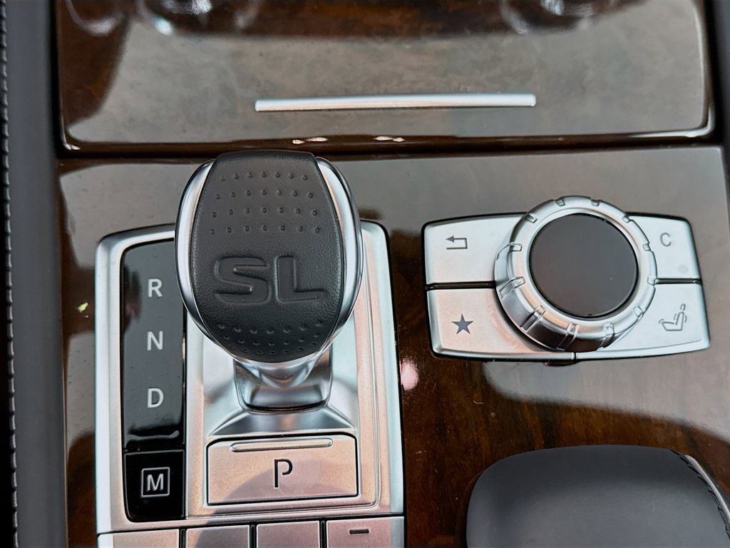 Used 2018 Mercedes-Benz SL 550 image 15