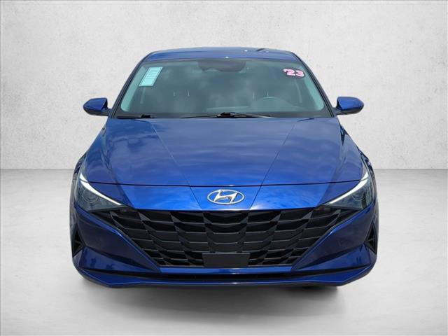 Used 2023 Hyundai Elantra SEL w/ Convenience Package FWD video 2