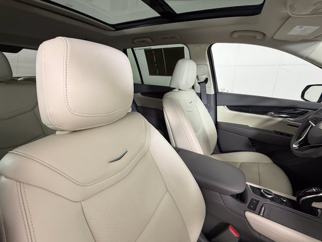 Used 2023 Cadillac XT6 Premium Luxury AWD/4WD image 31