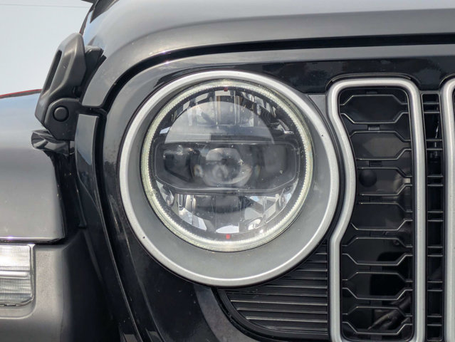 Certified 2026 Jeep Wrangler Unlimited Sahara AWD/4WD image 9