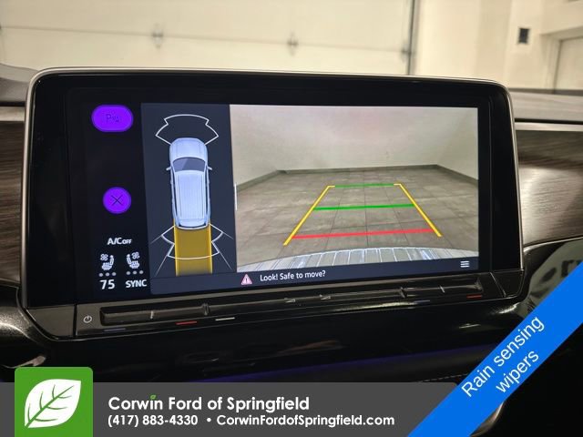 Used 2024 Volkswagen Atlas SEL image 17