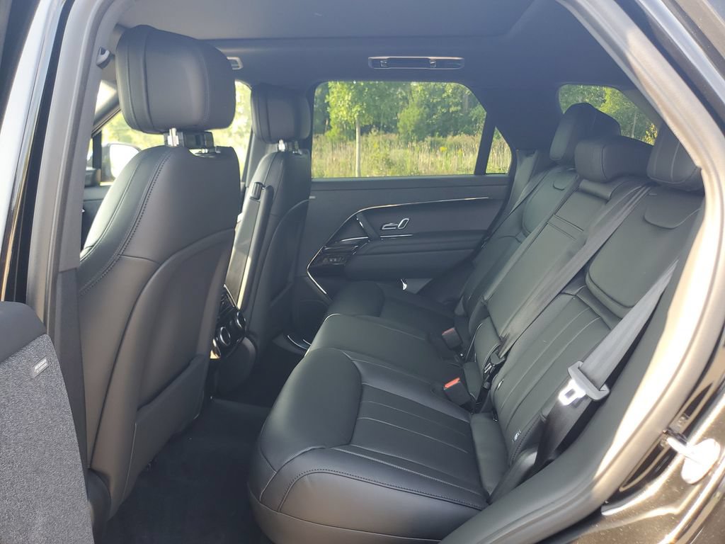 New 2026 Land Rover Range Rover Sport Dynamic SE AWD/4WD image 25
