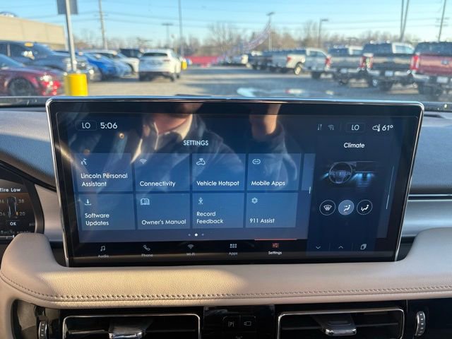 Used 2023 Lincoln Nautilus AWD image 19