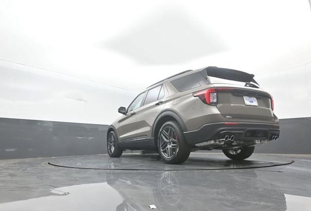 New 2026 Ford Explorer ST w/ Sun And Sound Package image 35