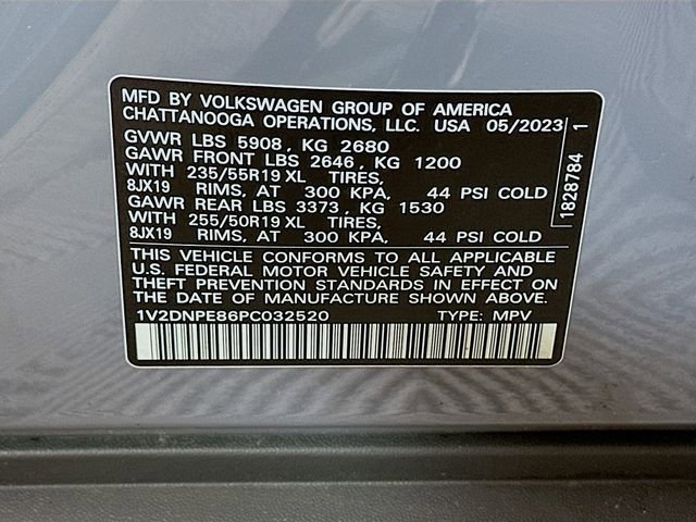 Used 2023 Volkswagen ID.4 Pro AWD/4WD image 32