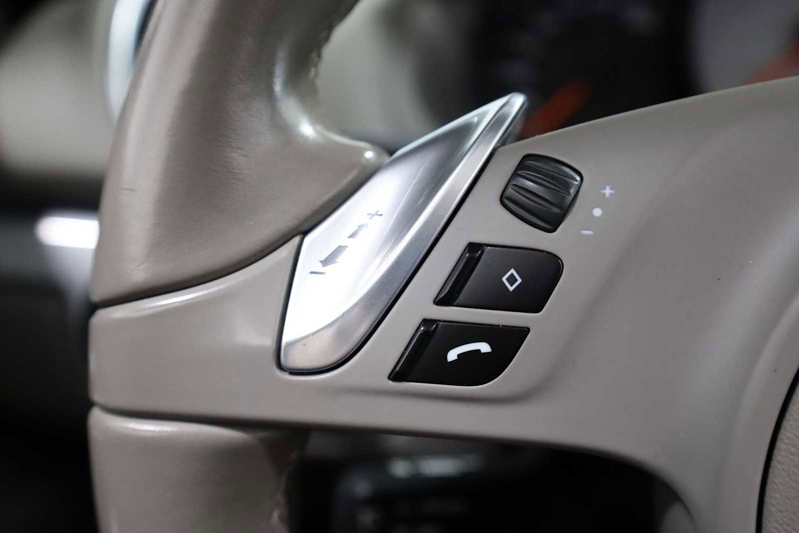 Used 2013 Porsche Boxster S image 24