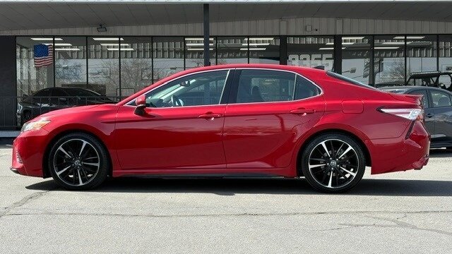 Used 2020 Toyota Camry XSE w/ Blackout Package FWD image 13