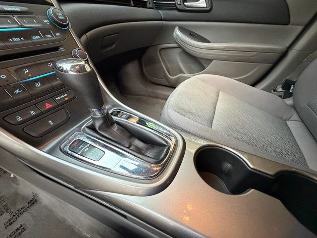 Used 2013 Chevrolet Malibu LS w/ Protection Package FWD image 19