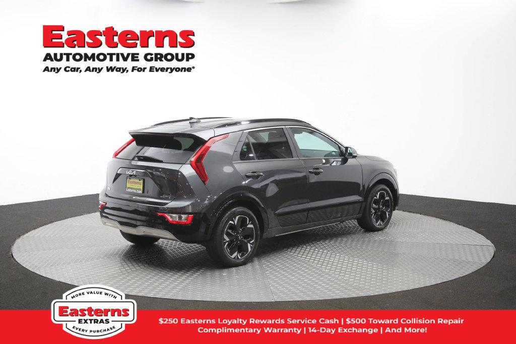 Used 2023 Kia Niro Wind FWD image 40