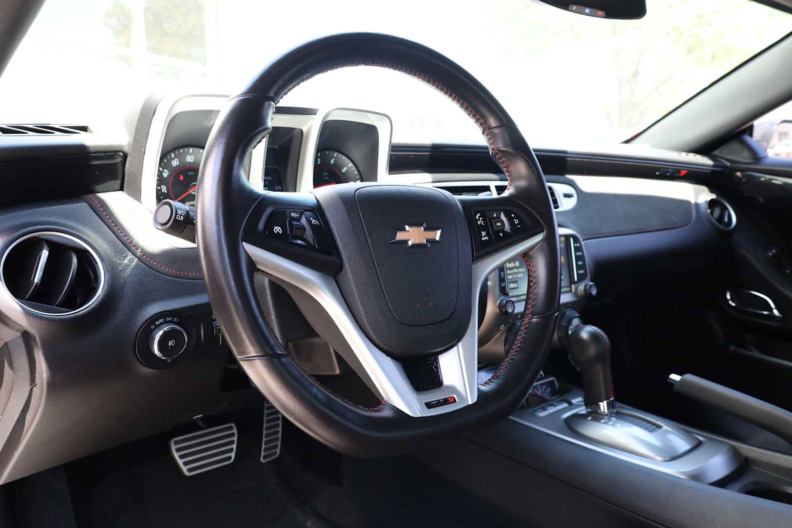 Used 2015 Chevrolet Camaro ZL1 RWD image 16