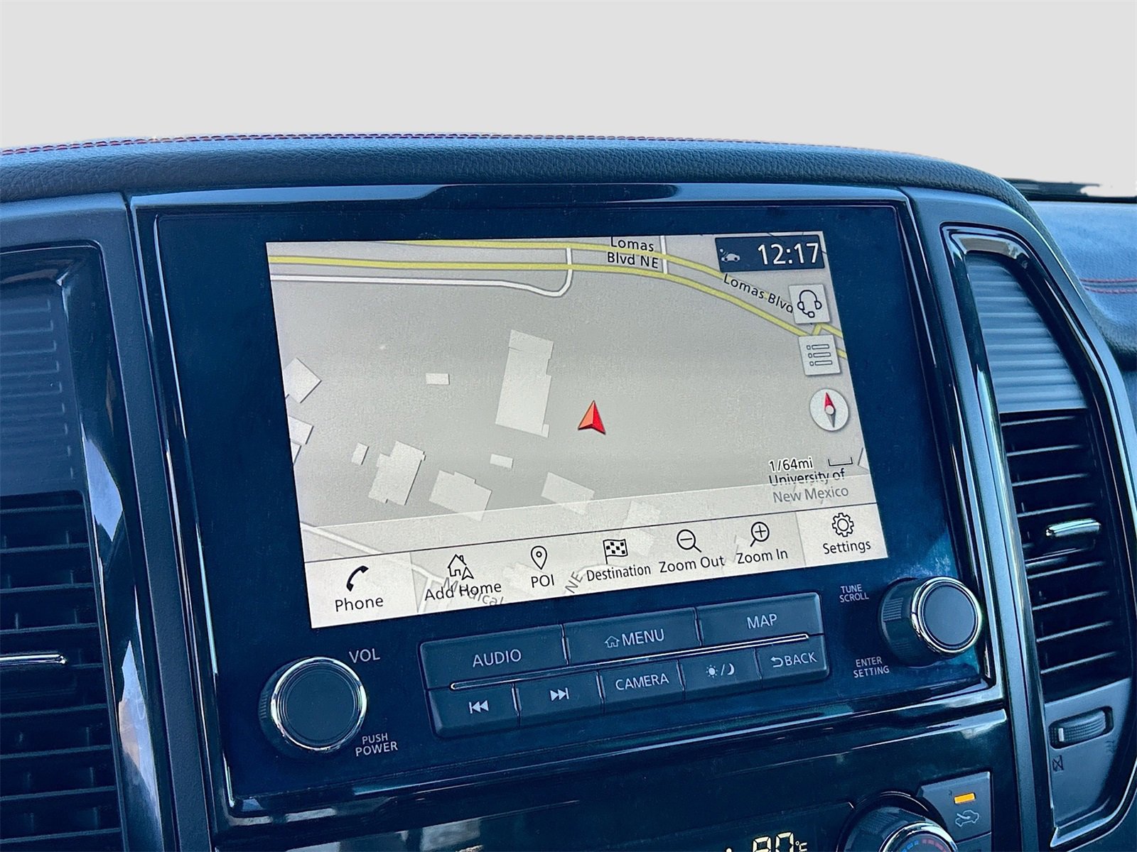 Used 2023 Nissan Titan PRO-4X w/ Pro-4x Convenience Package image 13