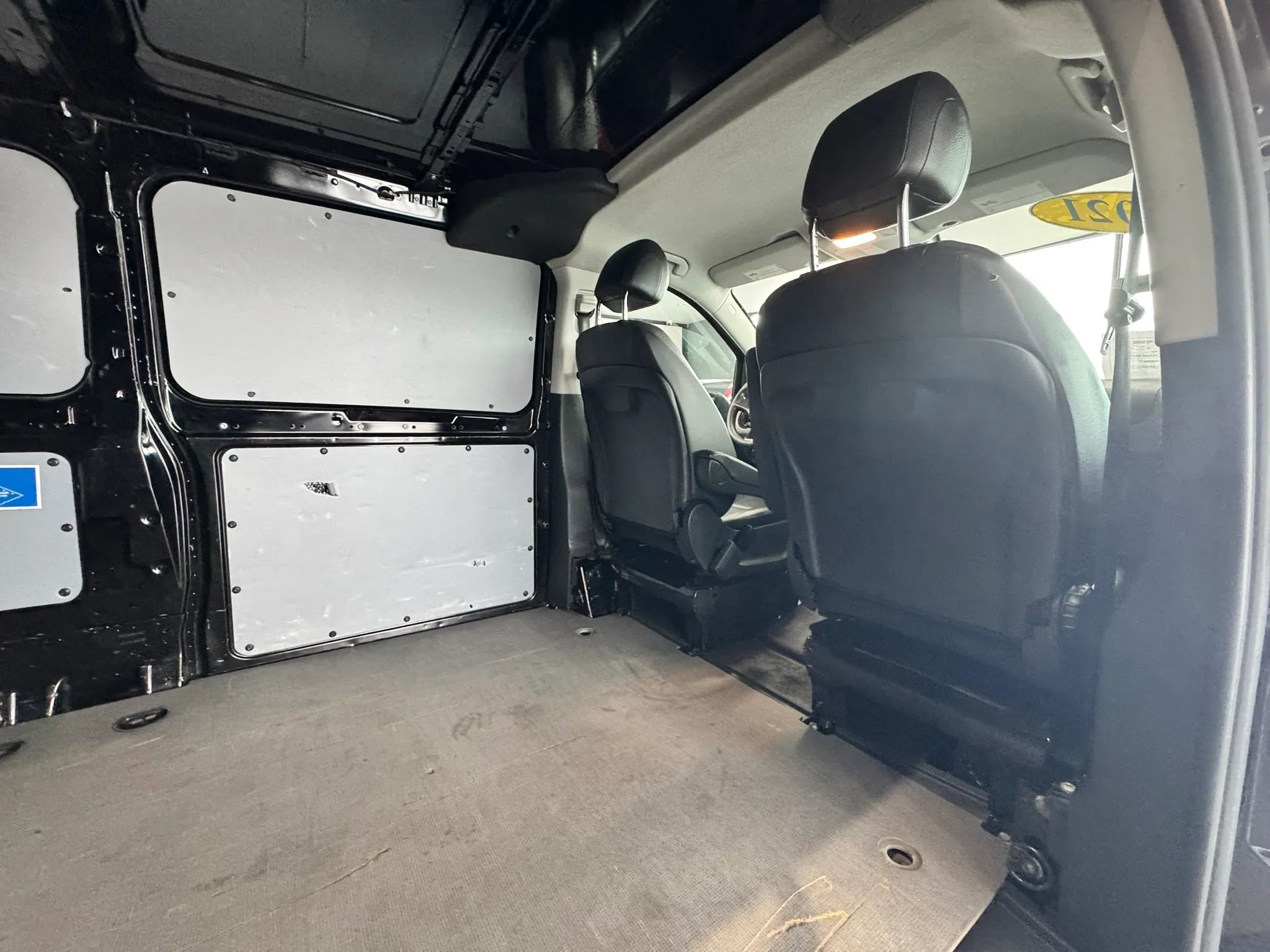 Used 2021 Mercedes-Benz Metris image 14