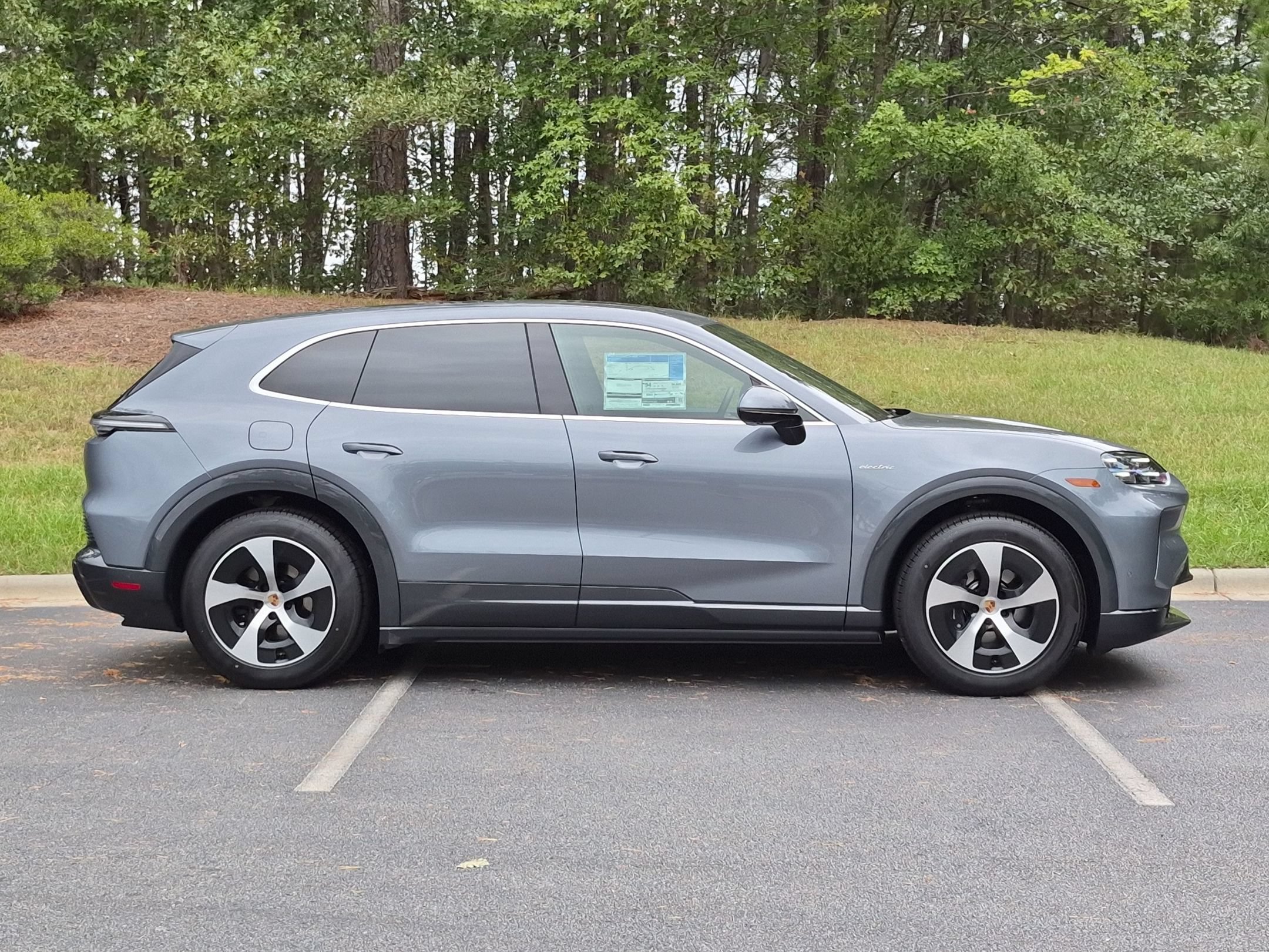 New 2026 Porsche Cayenne S AWD/4WD image 28