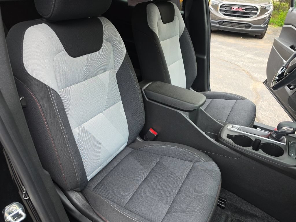 Certified 2024 Chevrolet Trax RS FWD image 24