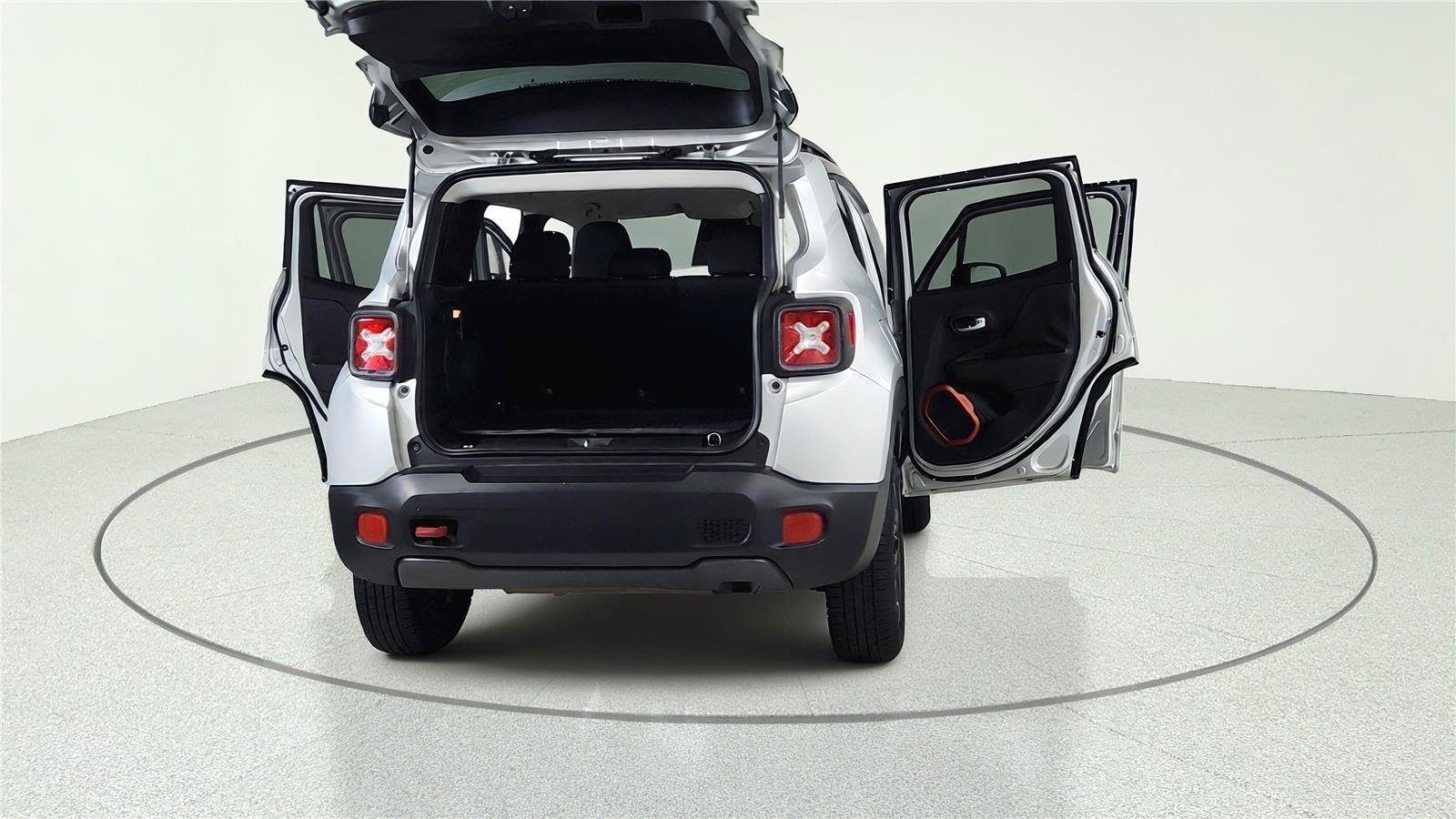 Used 2016 Jeep Renegade Trailhawk AWD/4WD image 13