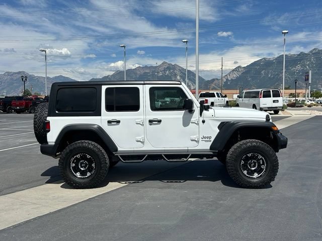 Used 2018 Jeep Wrangler Unlimited Sport AWD/4WD image 8