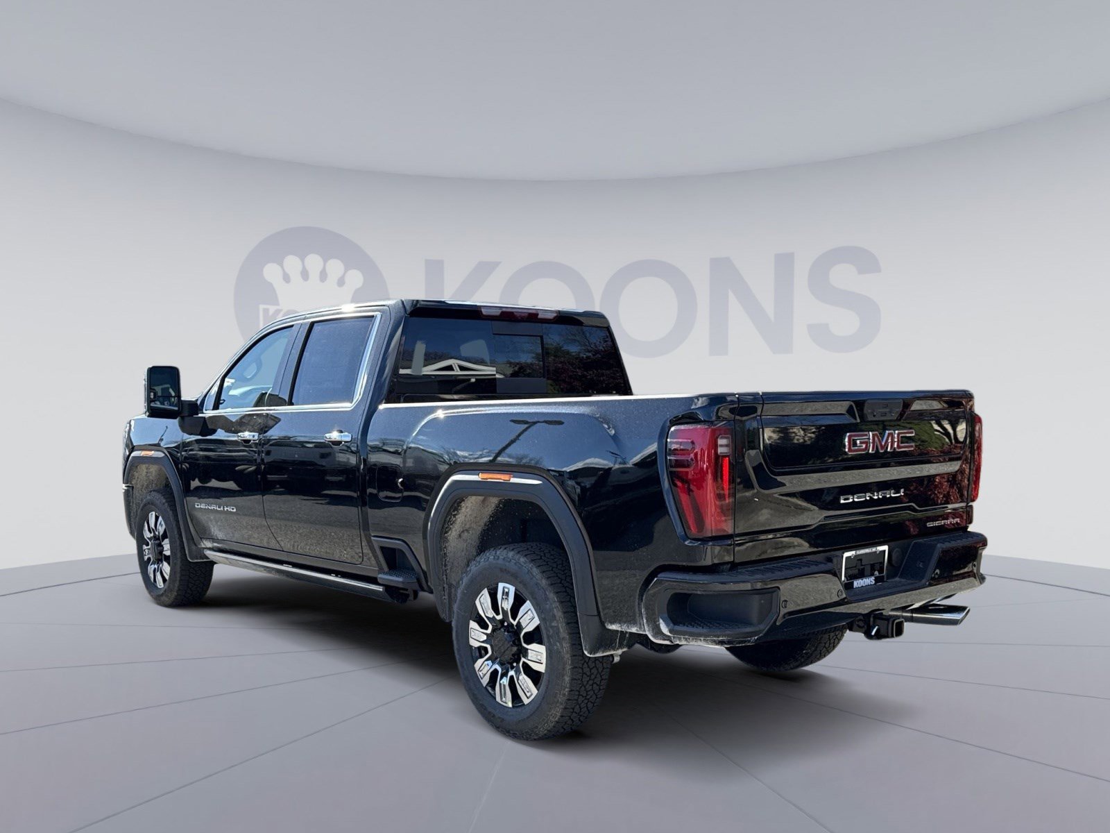 New 2026 GMC Sierra 2500 Denali w/ Denali Reserve Package image 4