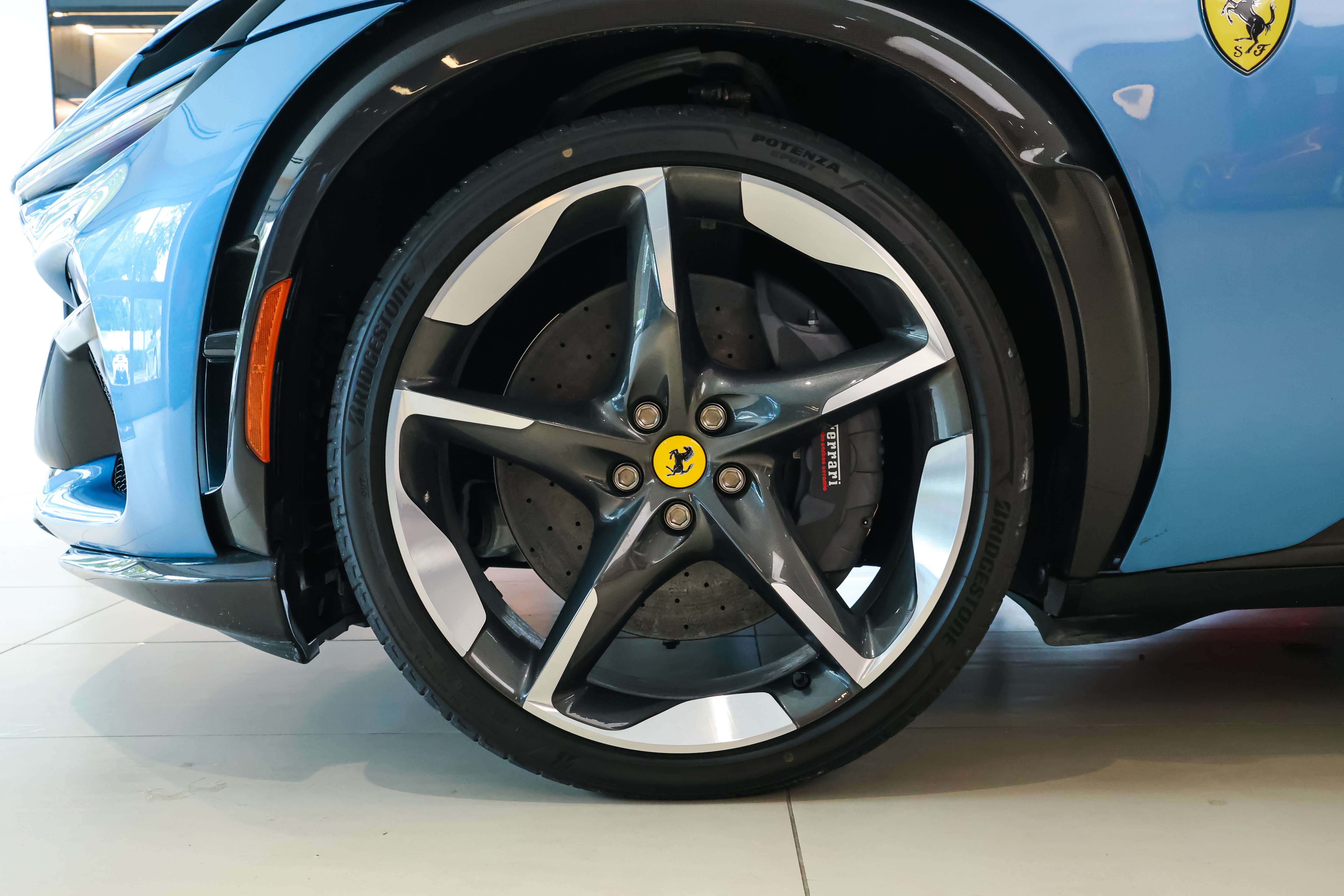 Used 2025 Ferrari Purosangue AWD/4WD image 53