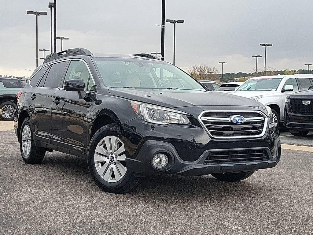 Used 2019 Subaru Outback 2.5i Premium AWD/4WD image 2