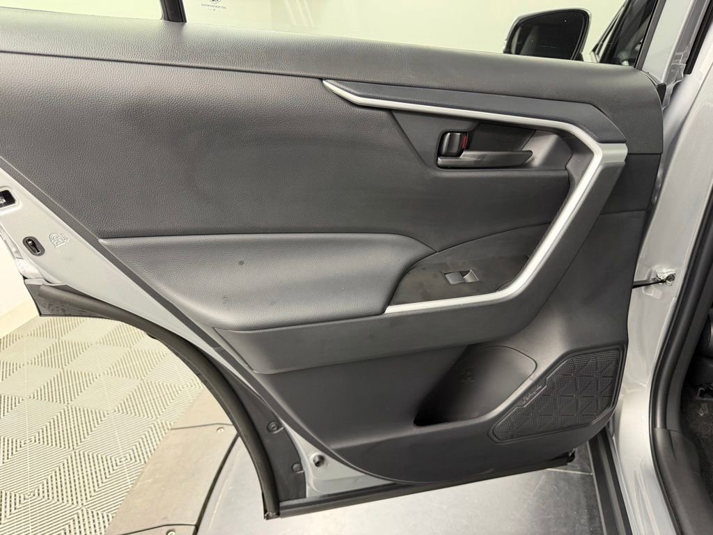 Certified 2025 Toyota RAV4 LE FWD image 36