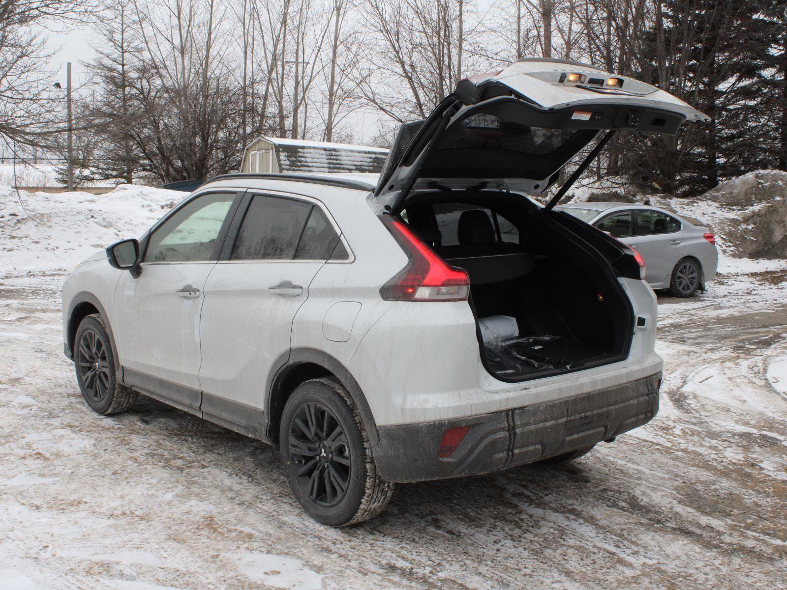 New 2026 Mitsubishi Eclipse Cross Black Edition image 7