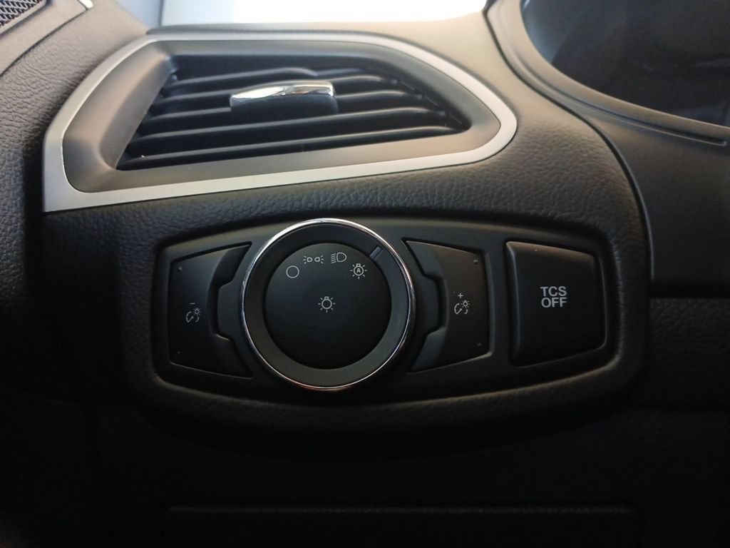 Used 2023 Ford Edge SEL AWD/4WD image 21
